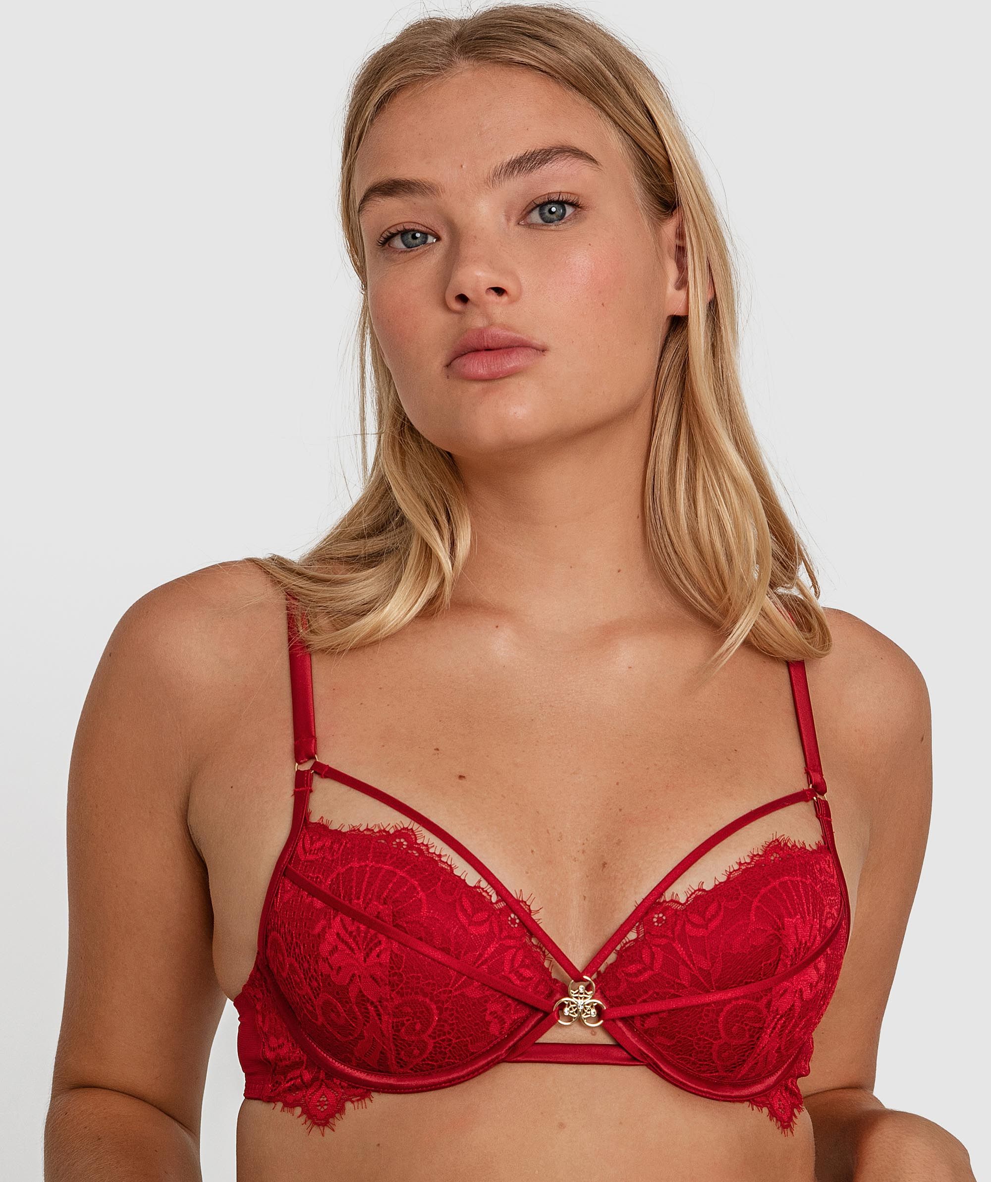 Keep it red, keep it bold! Grab this Tomato Red bra now -  .co.in/product.aspx?id=356%20&utm_medium=content&utm_source=pinterest.com&utm_campaig…